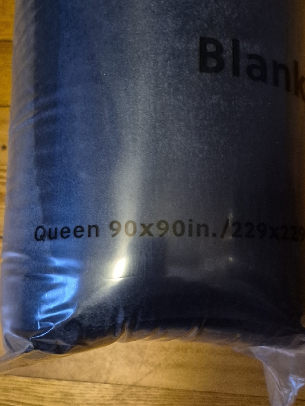 Bedsure Plush Navy Blue Throw Blanket - Soft Cozy Comfort - Picture 3 of 4